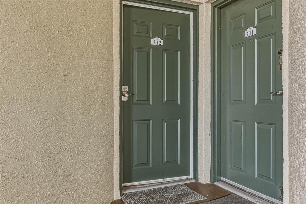 8800 BAY PINES BOULEVARD # 212, ST PETERSBURG, FL 33709 — zdjęcie 2