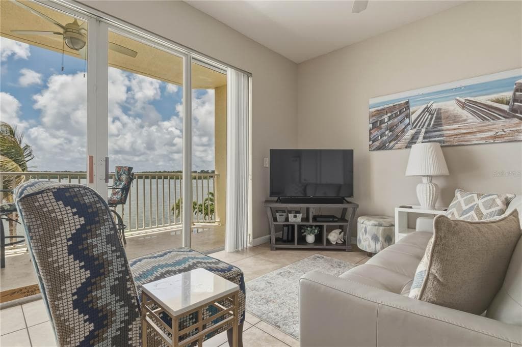 8800 BAY PINES BOULEVARD # 212, ST PETERSBURG, FL 33709 — zdjęcie 4