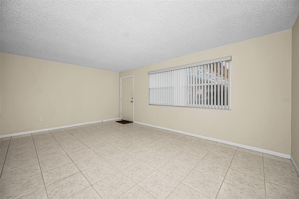 5750 80TH STREET N # D101, ST PETERSBURG, FL 33709 — zdjęcie 3