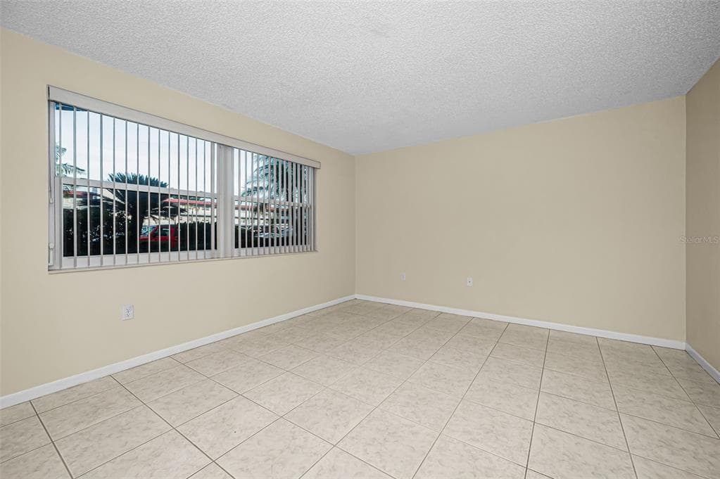 5750 80TH STREET N # D101, ST PETERSBURG, FL 33709 — zdjęcie 4