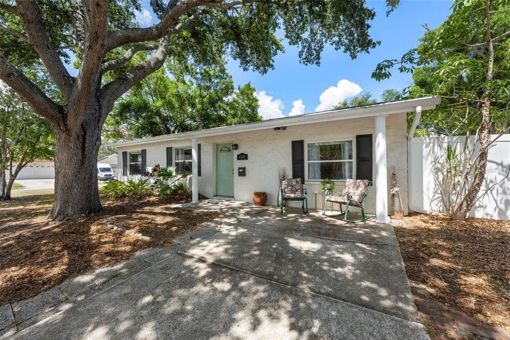 6737 LAUREL STREET N, ST PETERSBURG, FL 33702 — zdjęcie 2