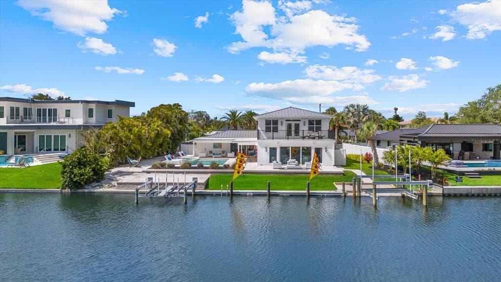 813 IDLEWILD WAY, SARASOTA, FL 34242