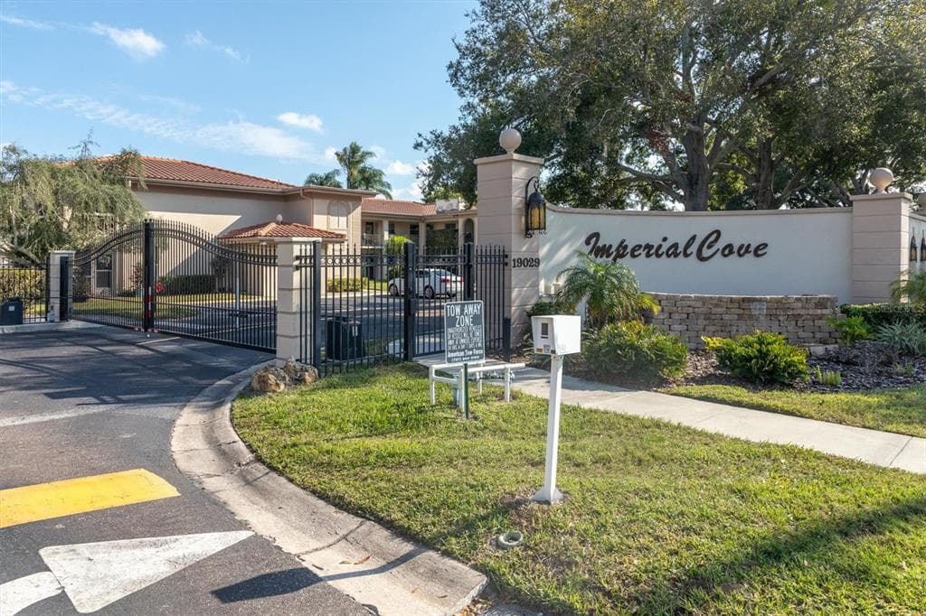 19029 US HIGHWAY 19 N # 7-8, CLEARWATER, FL 33764 — zdjęcie 2