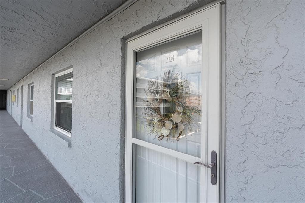 719 PINELLAS BAYWAY S # 110, TIERRA VERDE, FL 33715 — zdjęcie 4