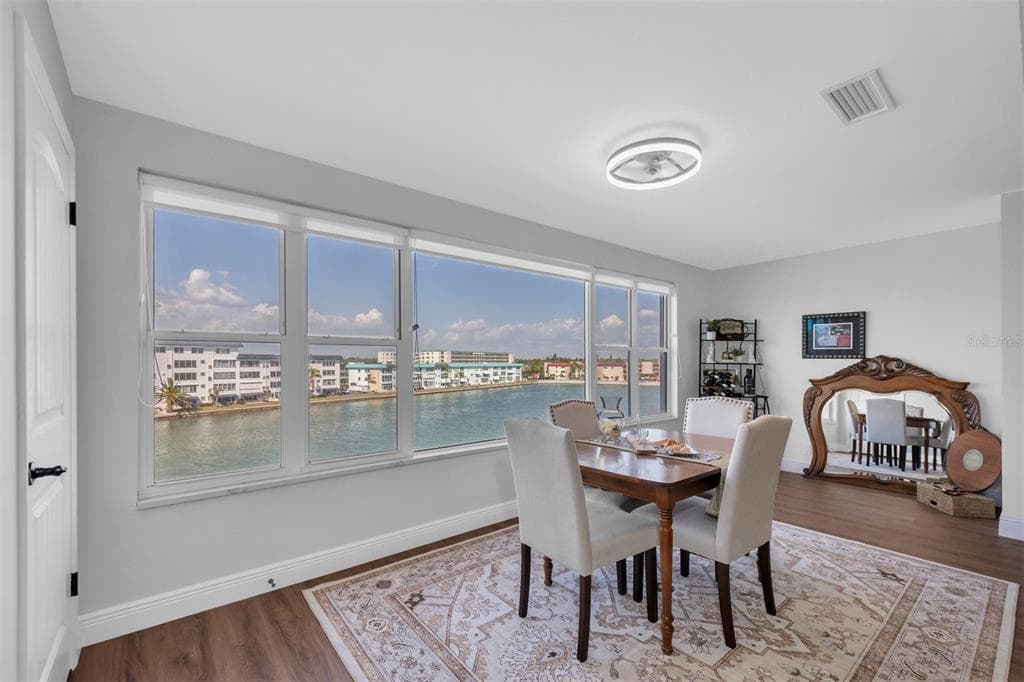 6025 SHORE BOULEVARD S # 405, GULFPORT, FL 33707 — zdjęcie 4