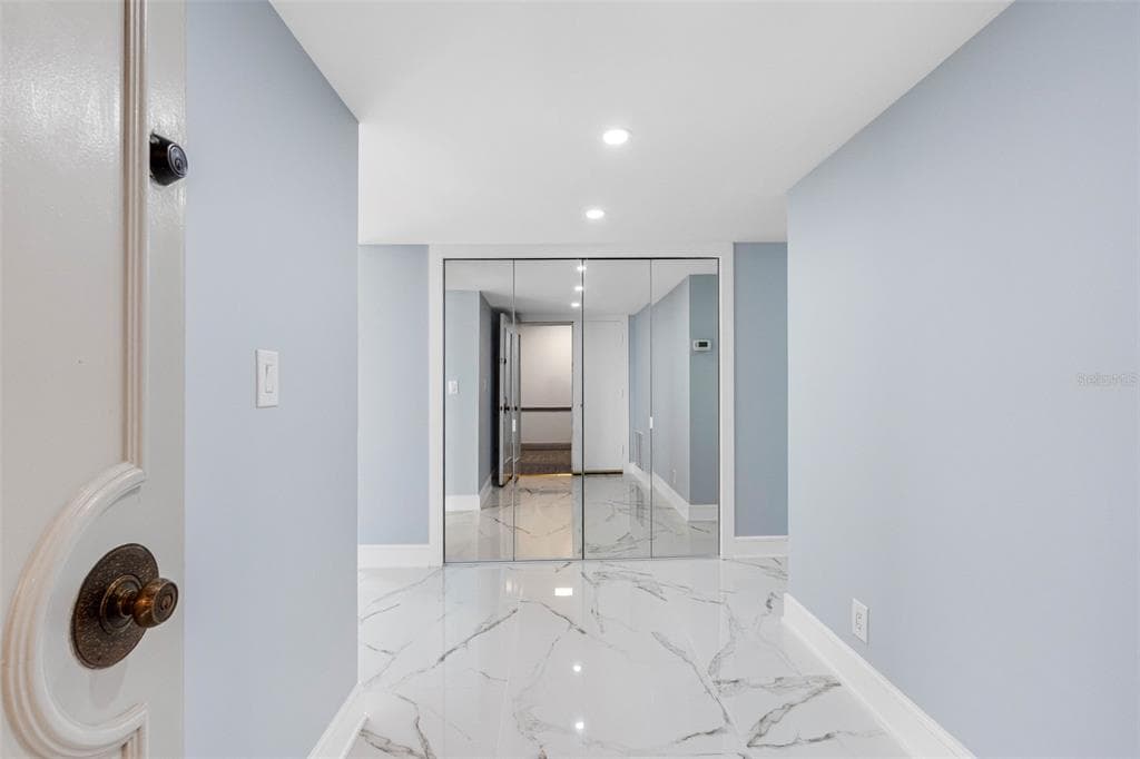 1400 GULF BOULEVARD # 409, CLEARWATER BEACH, FL 33767 — zdjęcie 4
