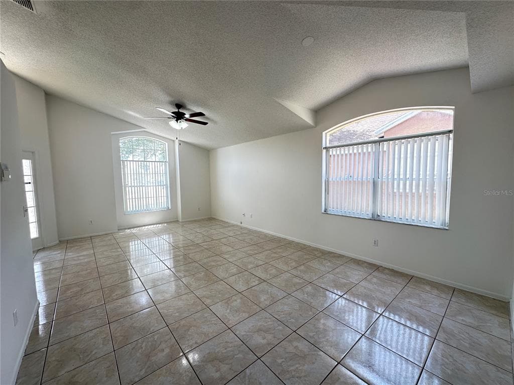 311 DOWNING CIRCLE, DAVENPORT, FL 33897 — zdjęcie 3