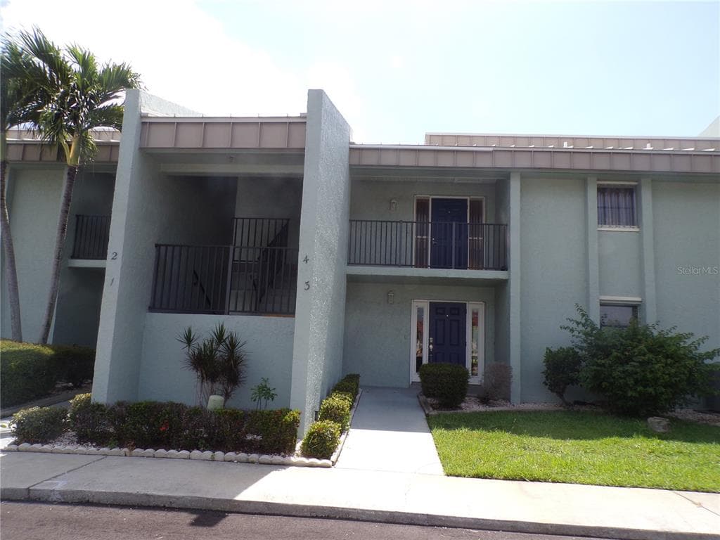 1461 AQUI ESTA DRIVE # B4, PUNTA GORDA, FL 33950
