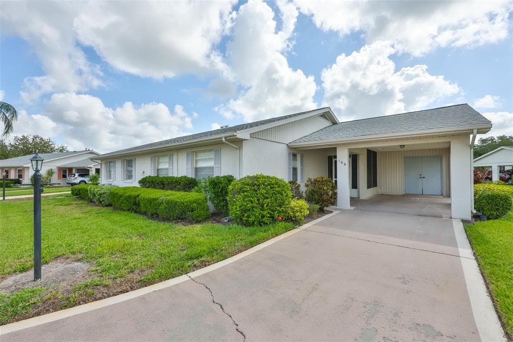 109 GLENDOWER CIRCLE, SUN CITY CENTER, FL 33573 — zdjęcie 2