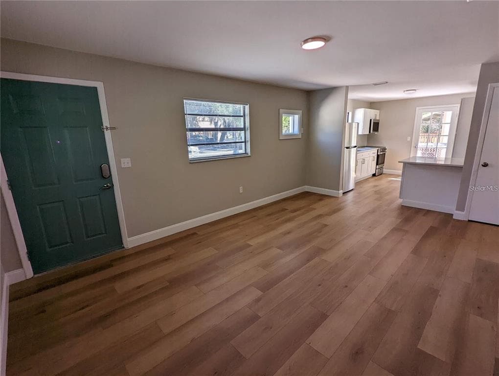 1920/1922 SPRINGTIME AVENUE, CLEARWATER, FL 33755 — zdjęcie 3