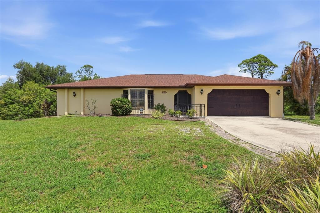 19358 ABHENRY CIRCLE, PORT CHARLOTTE, FL 33948