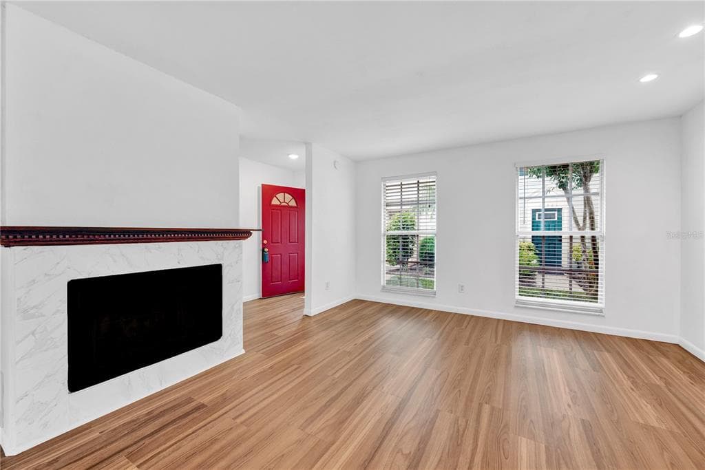 13915 FLETCHERS MILL DRIVE, TAMPA, FL 33613 — zdjęcie 3