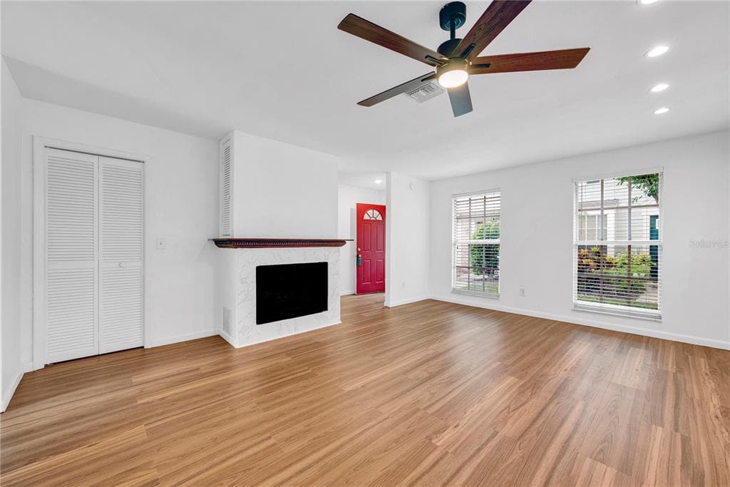 13915 FLETCHERS MILL DRIVE, TAMPA, FL 33613 — zdjęcie 4