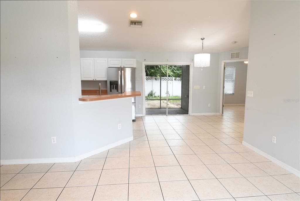 407 CIERRA OAKS CIRCLE, LADY LAKE, FL 32159 — zdjęcie 3