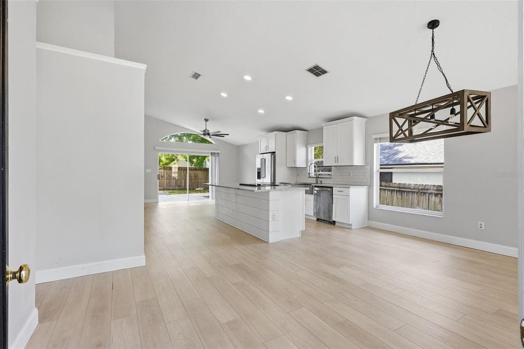 1960 AQUARIUS COURT, OVIEDO, FL 32765 — zdjęcie 2