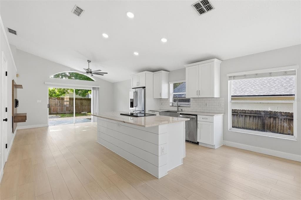1960 AQUARIUS COURT, OVIEDO, FL 32765 — zdjęcie 3
