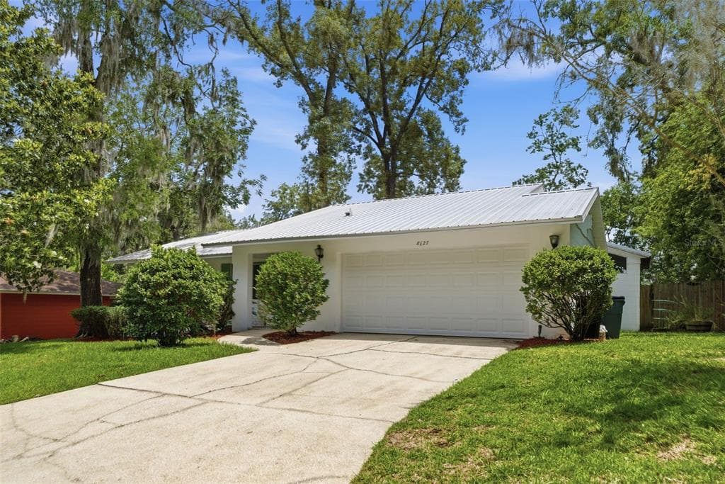 8127 SW 12TH PLACE, GAINESVILLE, FL 32607