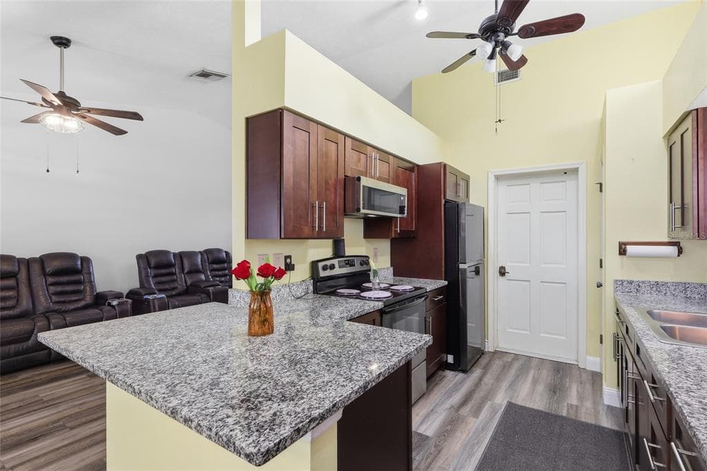 1405 E FRANCES AVENUE, PLANT CITY, FL 33563 — zdjęcie 4