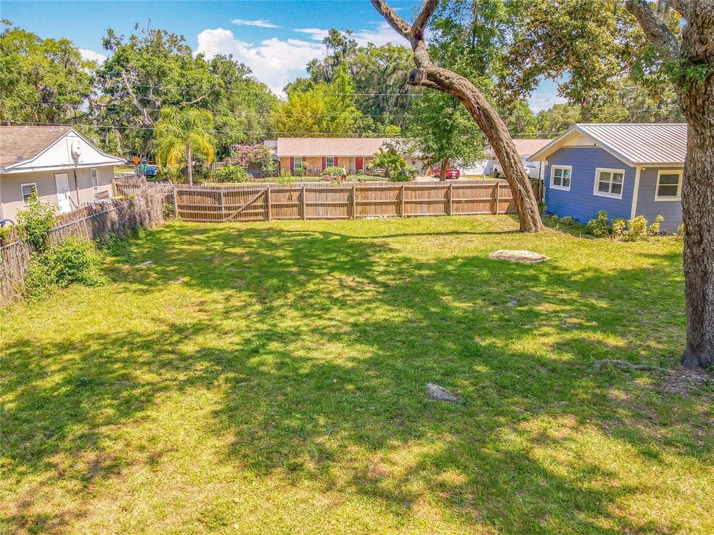 1006 E 11TH AVENUE, MOUNT DORA, FL 32757 — zdjęcie 2