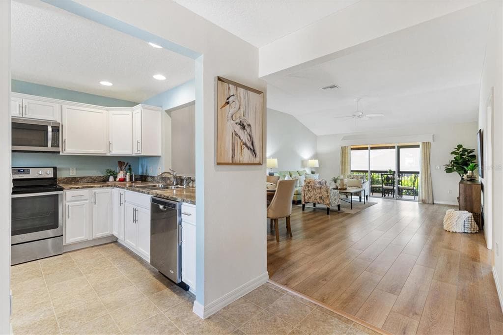 3104 BLACKSTOCK WAY, THE VILLAGES, FL 32163 — zdjęcie 4