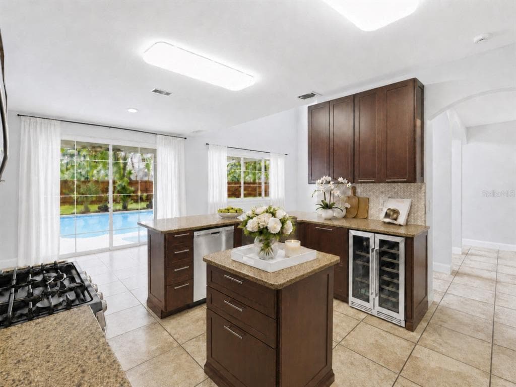 1610 LEDGESTONE DRIVE, BRANDON, FL 33511 — zdjęcie 4