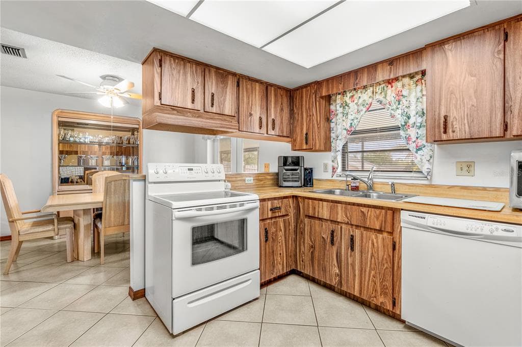 2970 LAGOON AVENUE, DELTONA, FL 32738 — zdjęcie 3