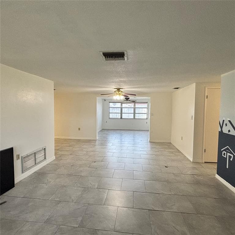 3415 COLDWELL DRIVE, HOLIDAY, FL 34691 — zdjęcie 4