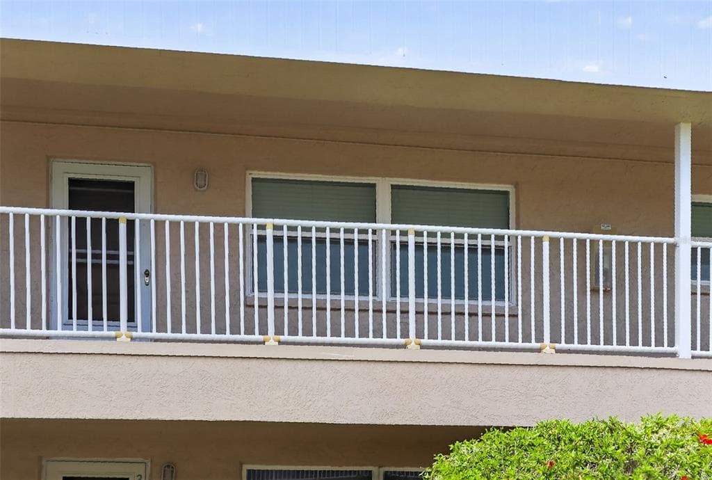 10038 62ND TERRACE N # 15, ST PETERSBURG, FL 33708 — zdjęcie 3