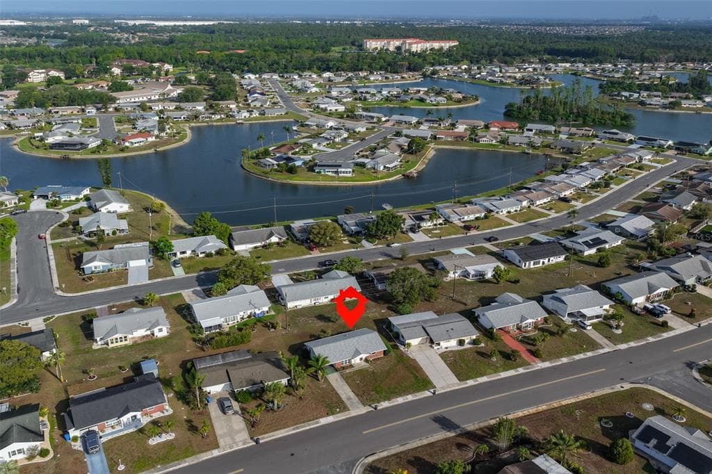 1216 VALLEY FORGE BOULEVARD, SUN CITY CENTER, FL 33573 — zdjęcie 5