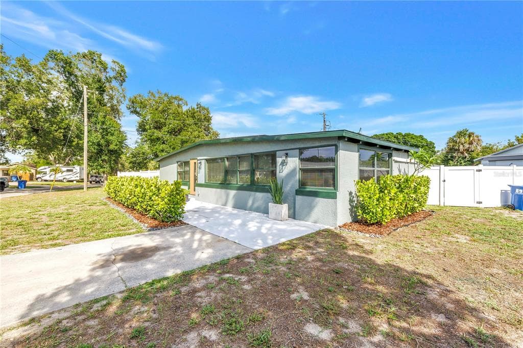 7599 MEADOWLAWN DRIVE N, ST PETERSBURG, FL 33702 — zdjęcie 2