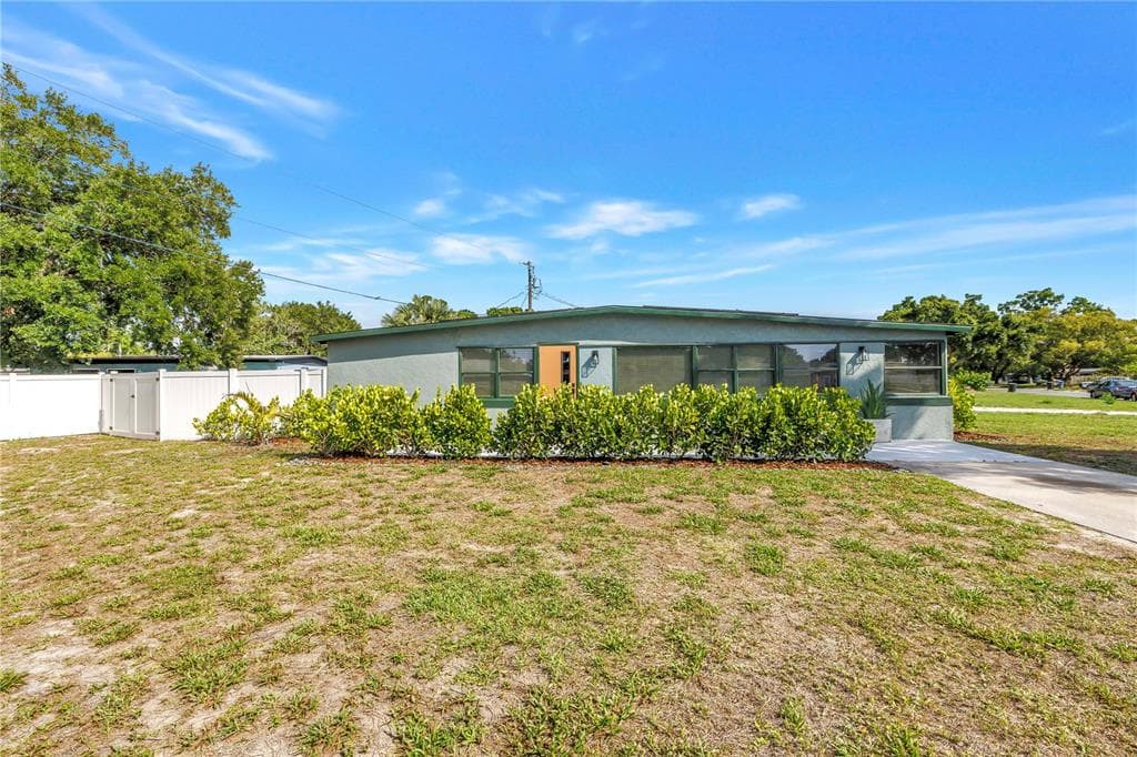 7599 MEADOWLAWN DRIVE N, ST PETERSBURG, FL 33702 — zdjęcie 3