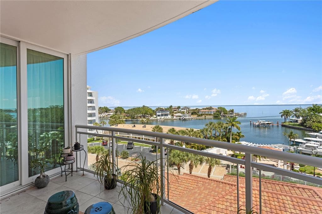1325 SNELL ISLE BOULEVARD NE # 507, ST PETERSBURG, FL 33704 — zdjęcie 3