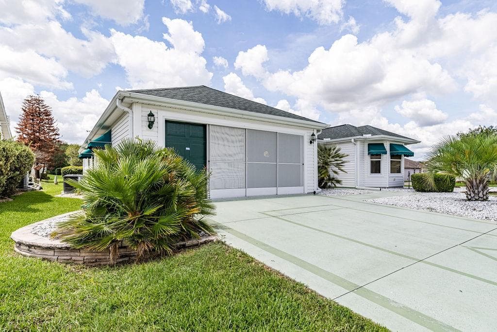 814 SANTA RITA WAY, THE VILLAGES, FL 32159