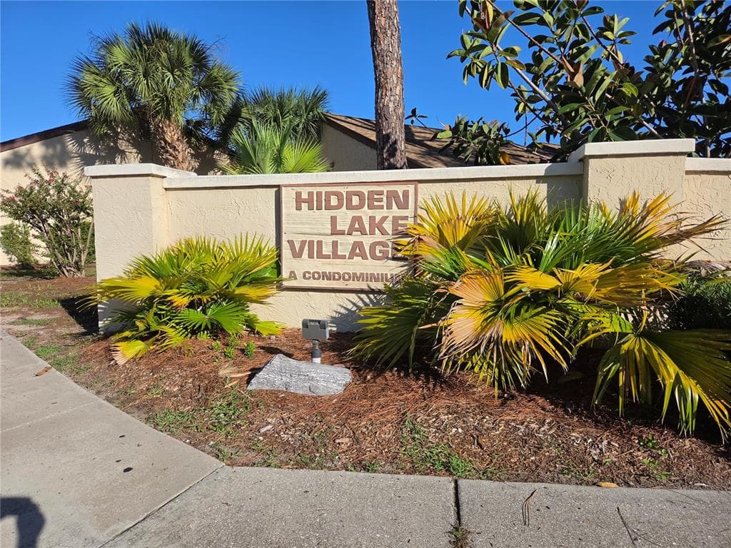 2721 HIDDEN LAKE BOULEVARD # C, SARASOTA, FL 34237 — zdjęcie 2
