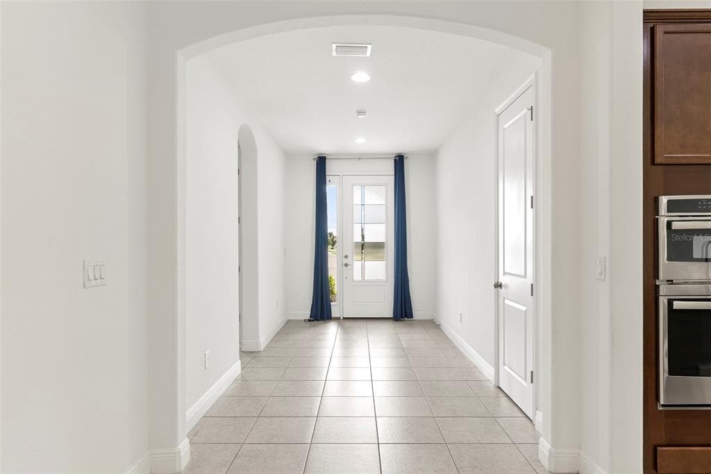 3918 GAVIOTA DRIVE, SUN CITY CENTER, FL 33573 — zdjęcie 5