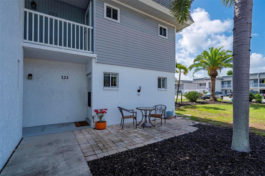 22375 EDGEWATER DRIVE # 123, PORT CHARLOTTE, FL 33980 — zdjęcie 3