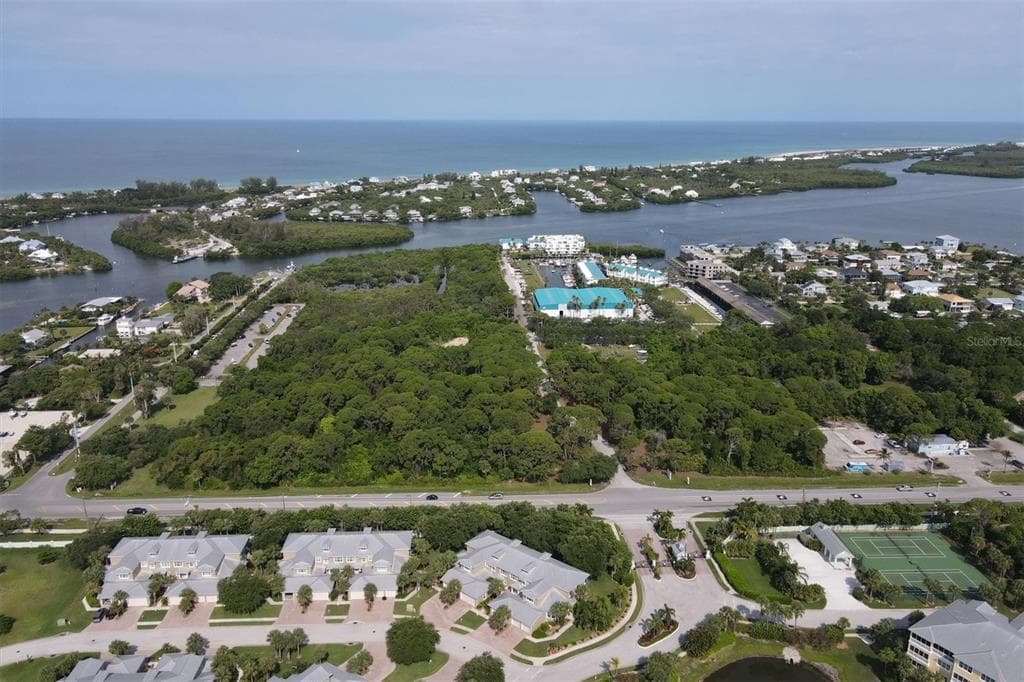 10600 LEMON CREEK LOOP # 104, ENGLEWOOD, FL 34224