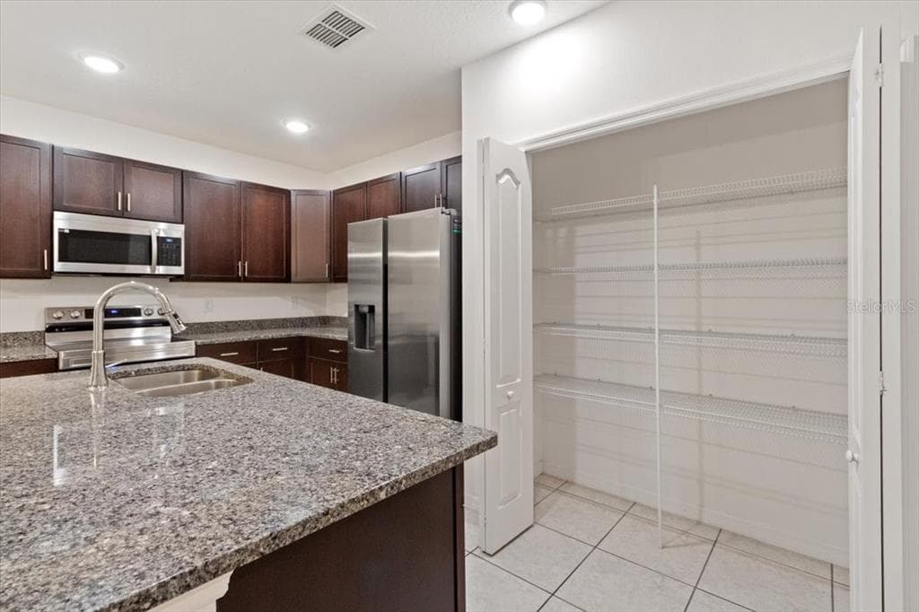 1200 WAHNETA DRIVE, KISSIMMEE, FL 34759 — zdjęcie 5