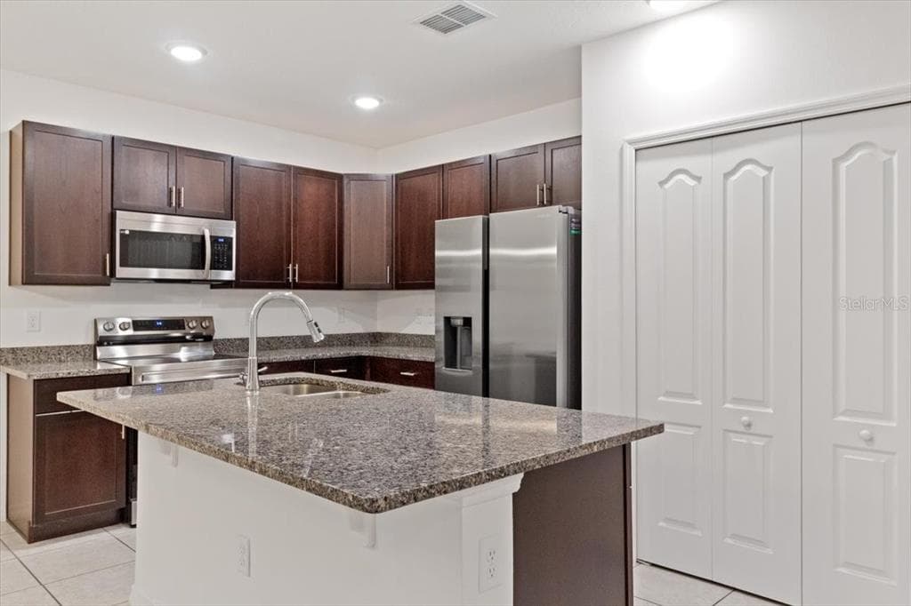 1200 WAHNETA DRIVE, KISSIMMEE, FL 34759 — zdjęcie 4