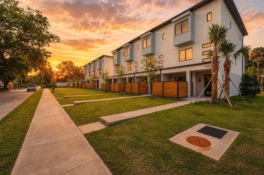 532 W PLAZA PLACE # 3, TAMPA, FL 33602
