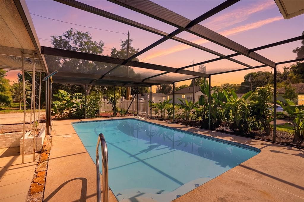 695 41ST STREET N, ST PETERSBURG, FL 33713 — zdjęcie 2