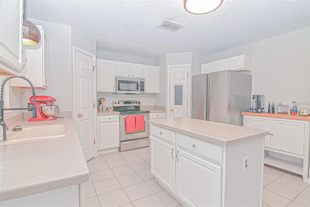 2019 HONEYBELL AVENUE, HAINES CITY, FL 33844 — zdjęcie 4