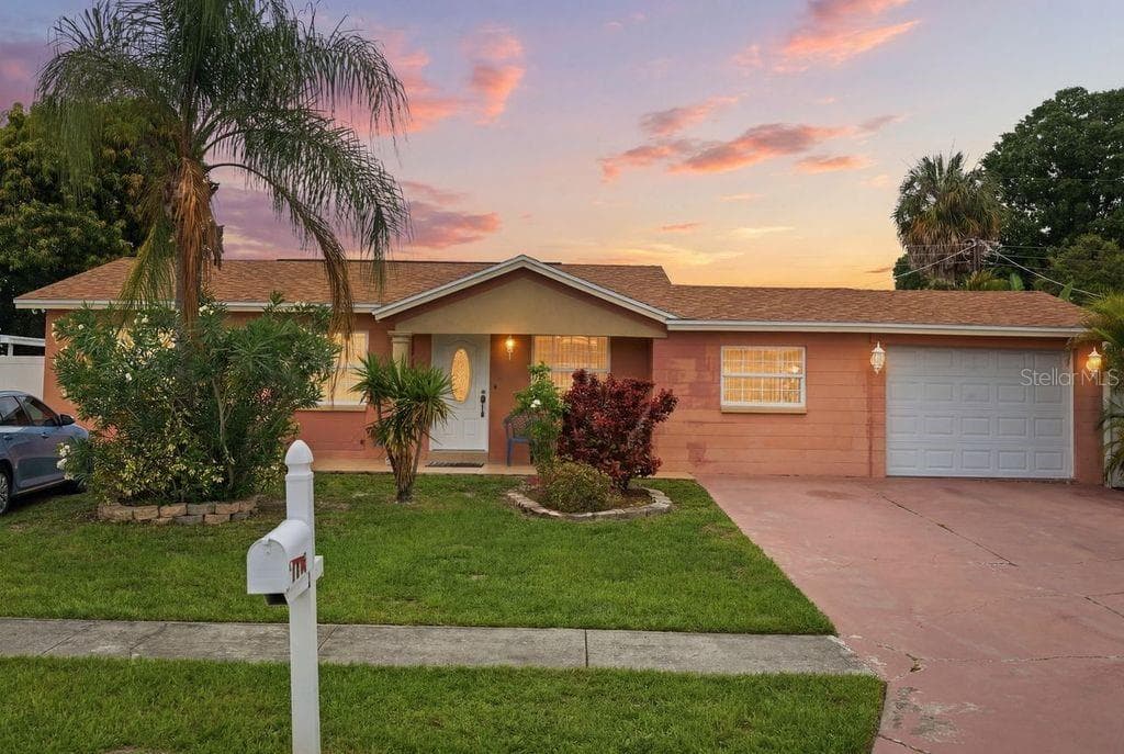 4914 HOLIDAY DRIVE, TAMPA, FL 33615 — zdjęcie 2