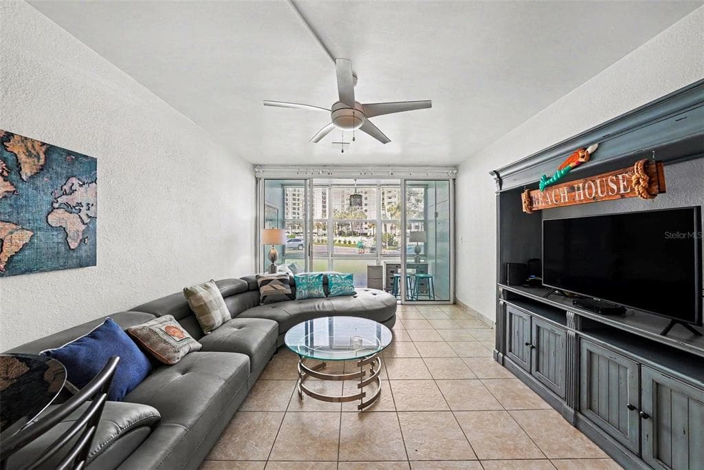 7050 SUNSET WAY # 11, ST PETE BEACH, FL 33706 — zdjęcie 2