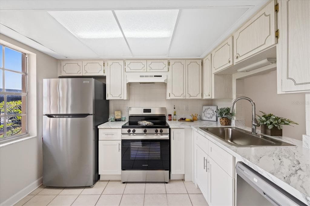 4347 SUMMERSUN DRIVE, NEW PORT RICHEY, FL 34652 — zdjęcie 3