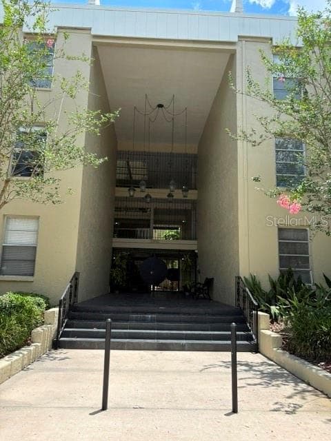 2302 S MANHATTAN AVENUE # 215, TAMPA, FL 33629