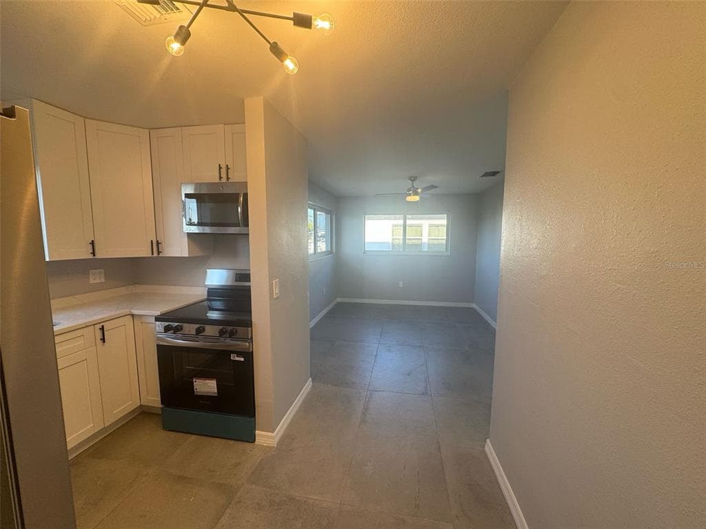 342 51ST AVENUE N, ST PETERSBURG, FL 33703 — zdjęcie 5