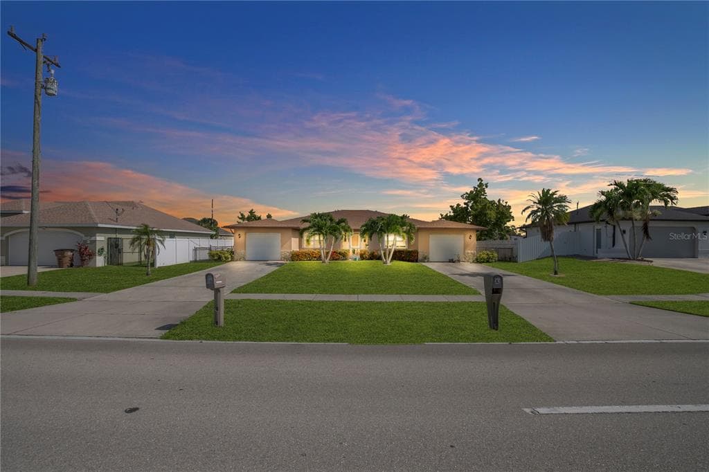 836 SW TRAFALGAR PKWY, CAPE CORAL, FL 33991 — zdjęcie 2