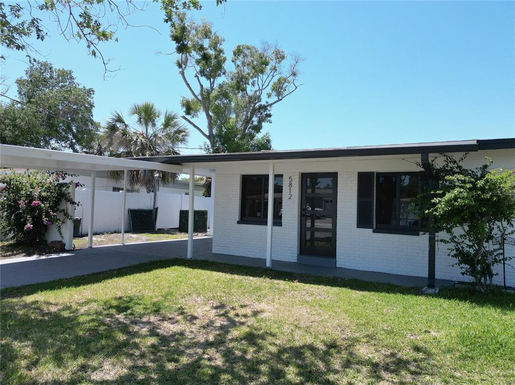 5812 LIVERPOOL DRIVE, TAMPA, FL 33615 — zdjęcie 2