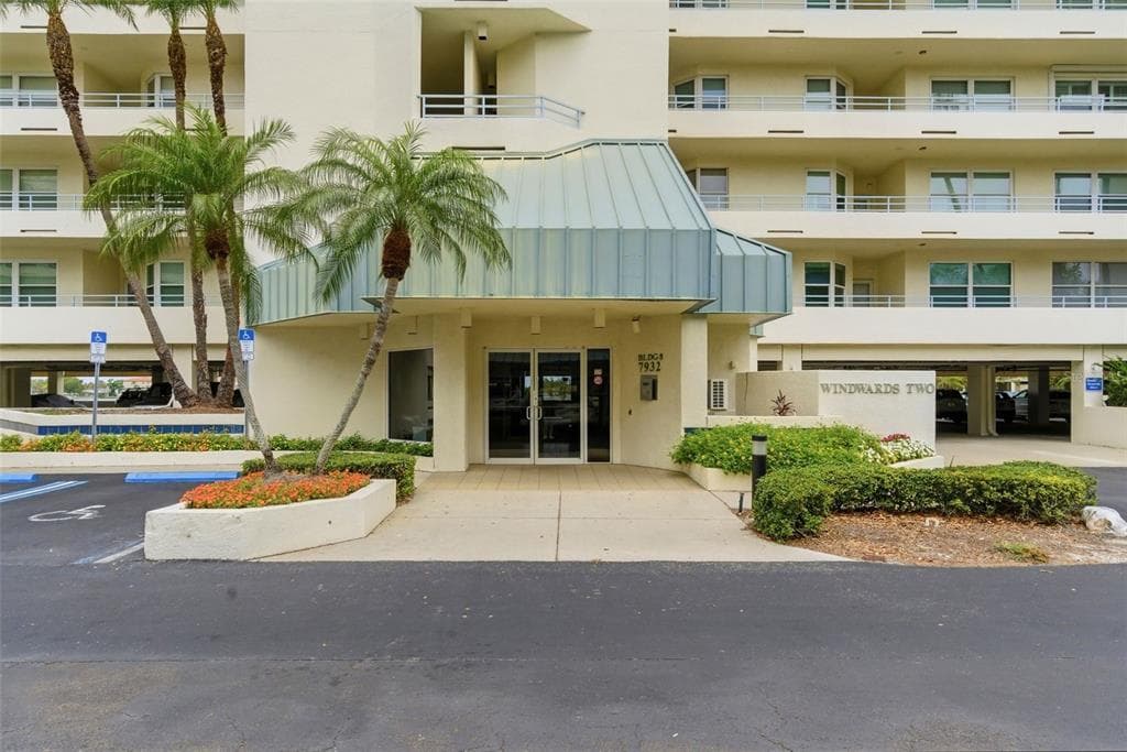 7932 SAILBOAT KEY BOULEVARD S # 701, SOUTH PASADENA, FL 33707 — zdjęcie 2